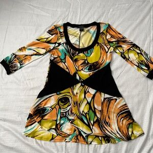 Eva Varro Tunic